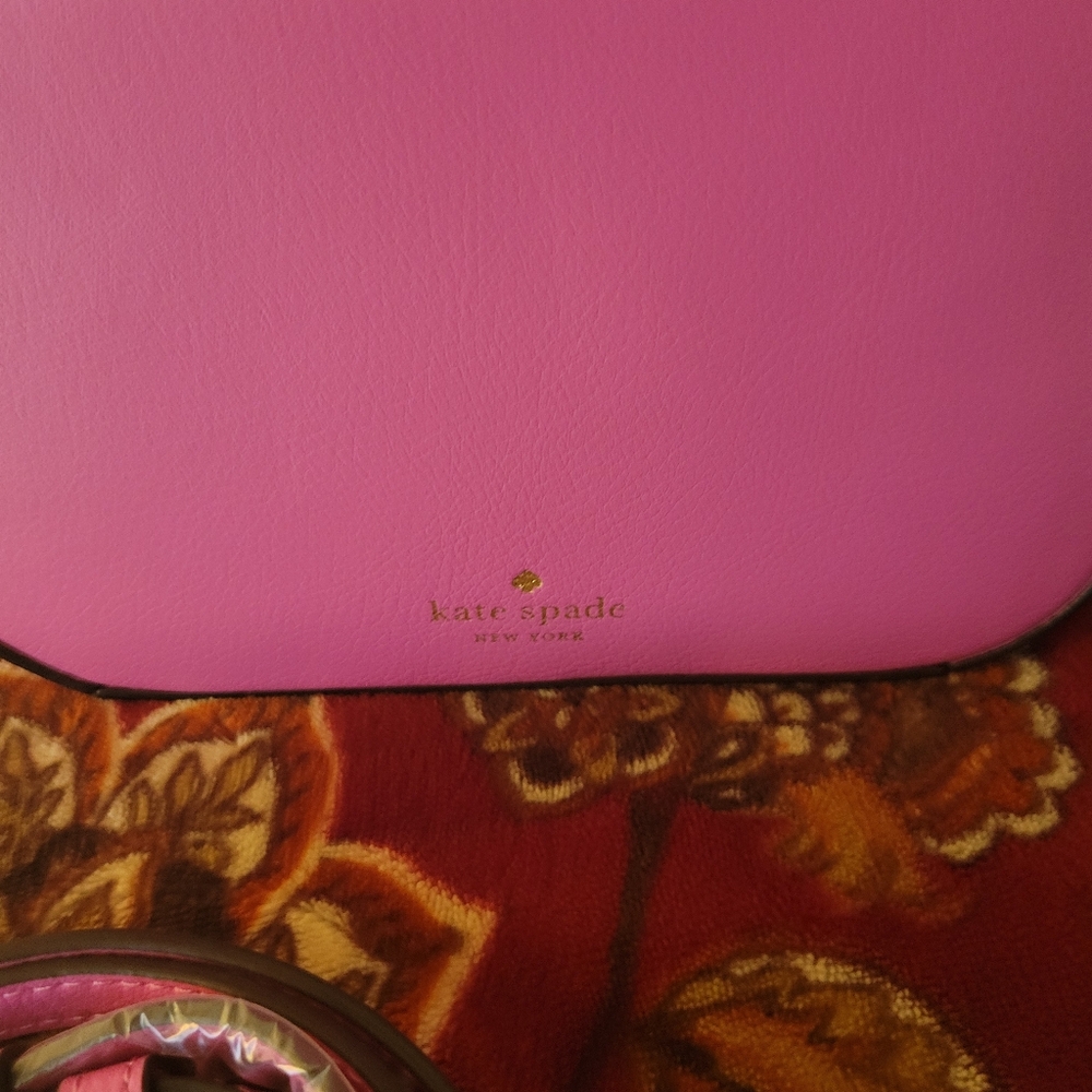 Kate Spade Maddy Top Handle Camera Bag in Bright Peony. With crossbody strap.NWT - Picture 3 of 7